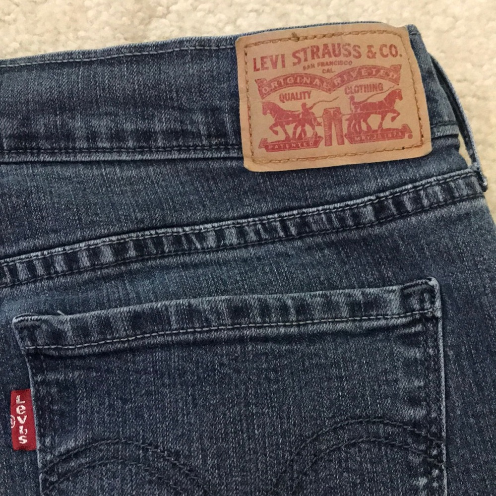 VINTAGE LEVI’S!!! size 12
